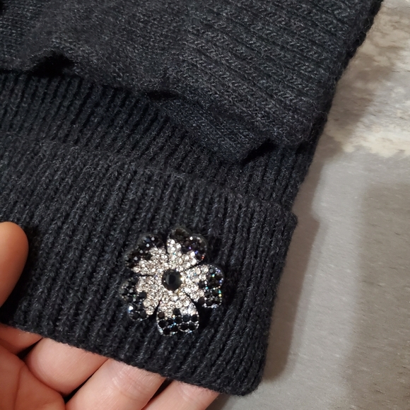 NWT Stil Estro Knit Hat and Gloves Set. Dark Grey. Rhinestones. Made In Italy. - Picture 3 of 9